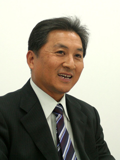 代表取締役　藤原 氏